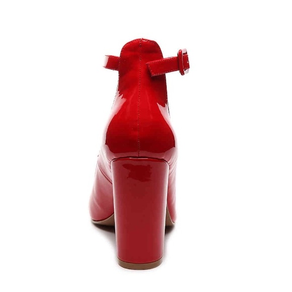 NWT Steve Madden: Size 8 1/2 Nude Ankle Strap Pumps - Picture 4 of 7